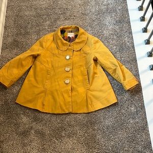 Gold Woman’s fall jacket mid sleeve size LG